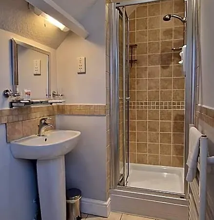 Bonny Brae House By Woodland Park 3*