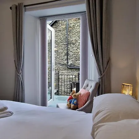 Bonny Brae House By Woodland Park 3*