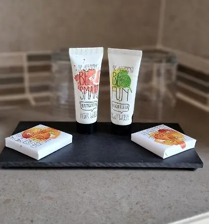 Bonny Brae House By Woodland Park 3*